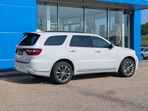 Used 2022 Dodge Durango Citadel AWD/4WD image 3
