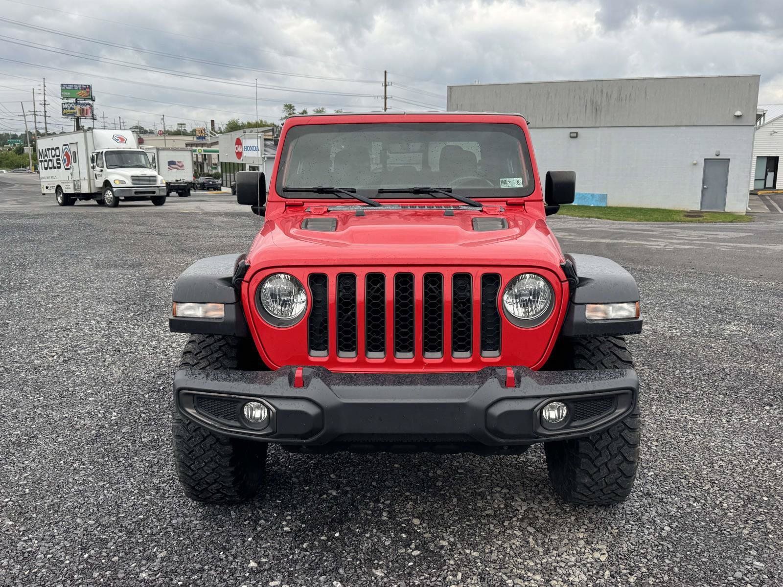 Used 2023 Jeep Gladiator Rubicon w/ Trailer Tow Package AWD/4WD image 28