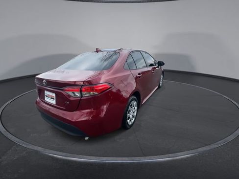 Used 2024 Toyota Corolla LE image 15