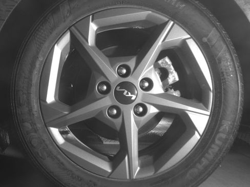 Used 2025 Kia K4 LXS image 14