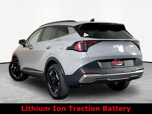 Certified 2026 Kia Sportage EX w/ EX Panoramic Sunroof Package AWD/4WD image 4