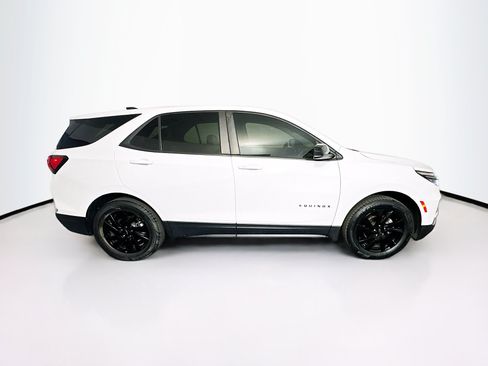 Used 2023 Chevrolet Equinox LS w/ LS Convenience Package FWD image 10