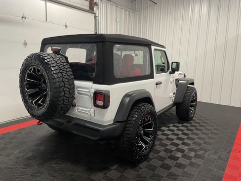 Used 2024 Jeep Wrangler Sport AWD/4WD image 8