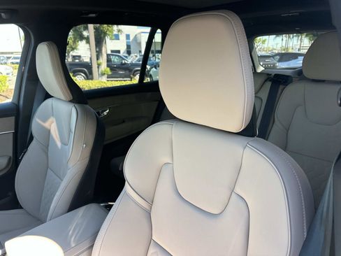 New 2026 Volvo XC90 B5 Plus image 15