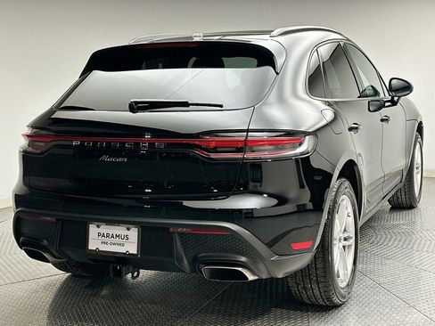 Used 2025 Porsche Macan image 3