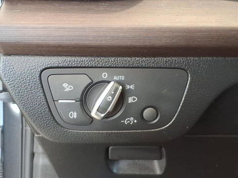 Certified 2024 Audi Q5 2.0T Premium Plus image 11