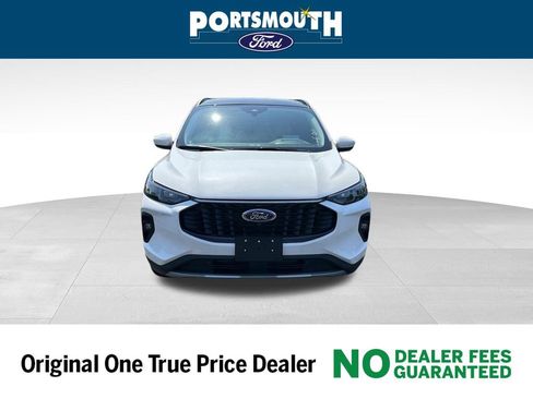 New 2024 Ford Escape SE w/ PHEV Premium Package image 12