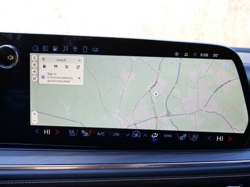 Used 2025 Chevrolet Suburban Premier image 12