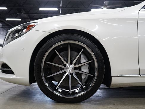 Used 2017 Mercedes-Benz S 550 Sedan w/ Premium Package image 36