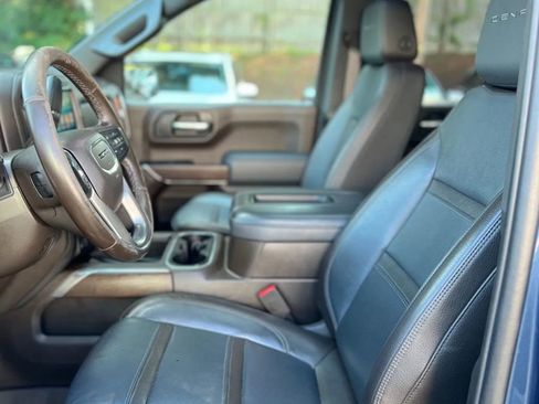 Used 2022 GMC Sierra 1500 Denali w/ Denali Premium Package image 11
