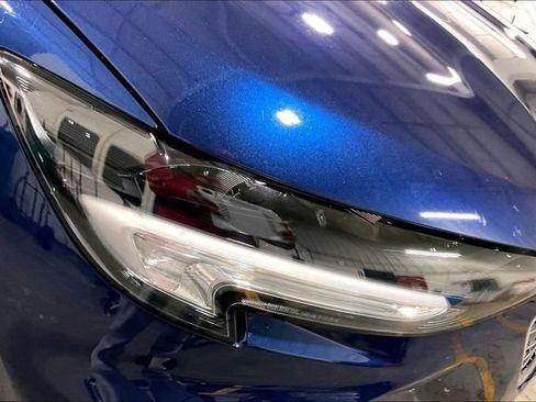 Used 2023 Buick Envision Essence image 29