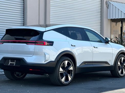 New 2025 Polestar Polestar 3 image 2