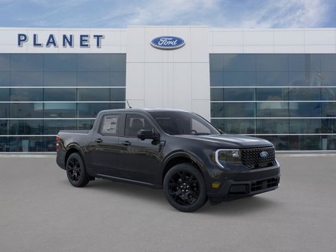 New 2026 Ford Maverick Lariat w/ Black Appearance Package AWD/4WD image 9