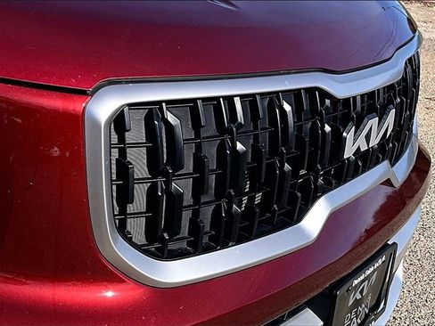 Certified 2024 Kia Telluride EX w/ EX Captain's Chair Package image 29