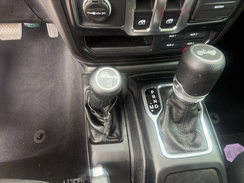 Used 2021 Jeep Wrangler Sport AWD/4WD image 24
