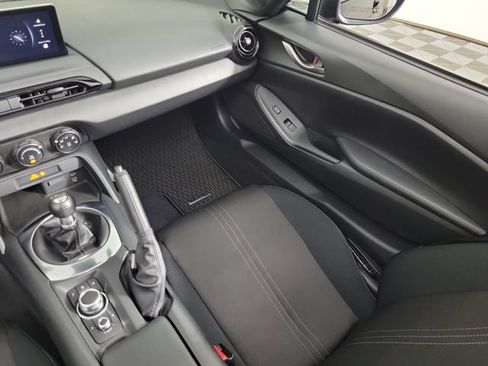 Used 2025 MAZDA MX-5 Miata Sport RWD image 15