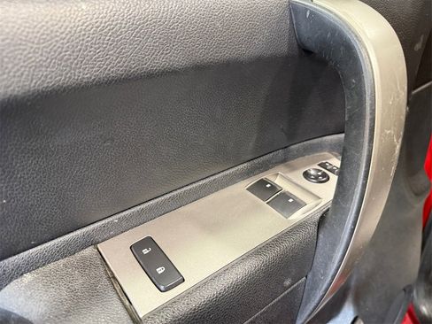 Used 2011 Chevrolet Silverado 1500 LT w/ Chrome Essentials Package image 14