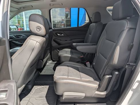 Used 2020 Chevrolet Traverse Premier w/ Redline Edition AWD/4WD image 15
