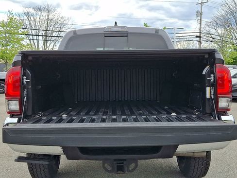 Certified 2023 Toyota Tacoma SR5 w/ SX Package AWD/4WD image 32