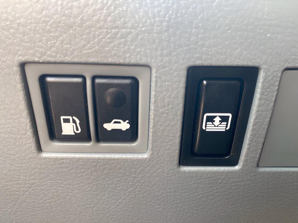 Used 2007 Toyota Avalon Limited FWD image 18