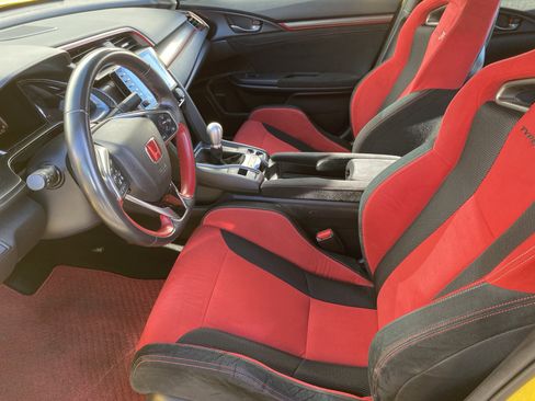 Used 2021 Honda Civic Type R Limited image 15