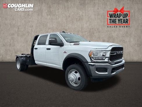 New 2024 RAM 5500 Tradesman w/ Chrome Appearance Group image 1