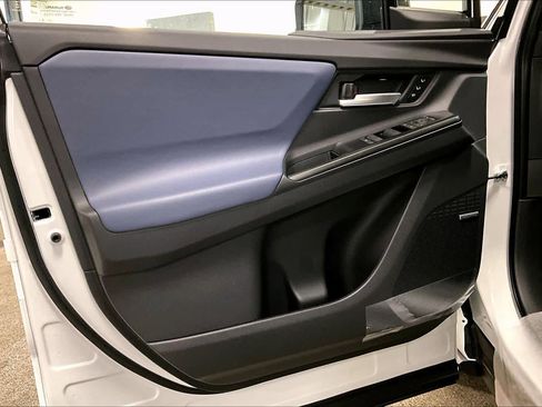 New 2026 Subaru Solterra image 10