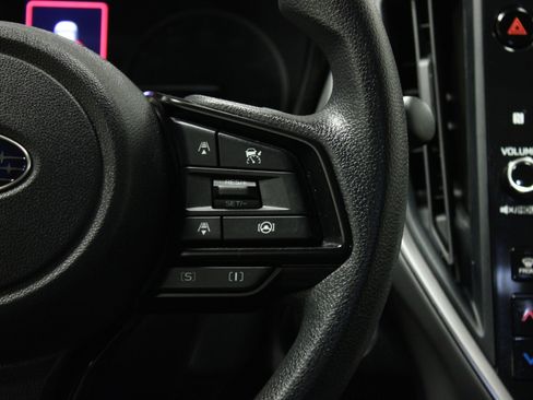 Used 2024 Subaru Crosstrek 2.0i Premium image 21