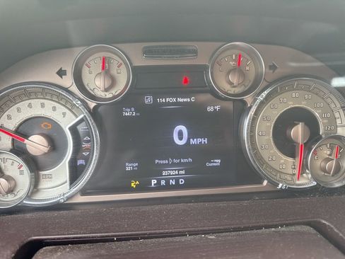 Used 2016 RAM 1500 Laramie Longhorn w/ Convenience Group image 14