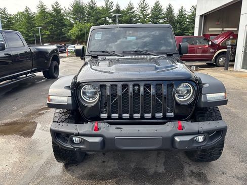 Used 2021 Jeep Gladiator Rubicon AWD/4WD image 2