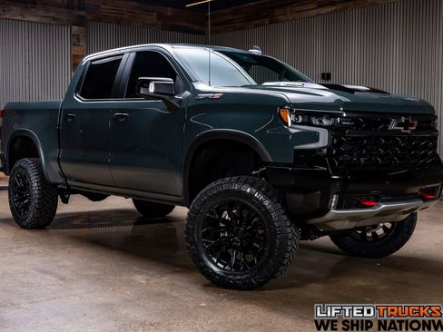 Used 2025 Chevrolet Silverado 1500 ZR2 w/ Technology Package image 1