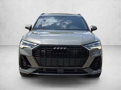 Used 2025 Audi Q3 2.0T Premium w/ Convenience Package AWD/4WD image 2