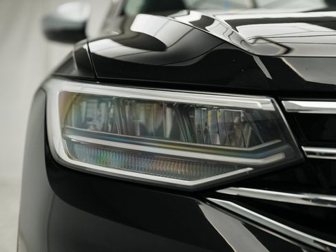 Used 2024 Volkswagen Tiguan Wolfsburg Edition image 14