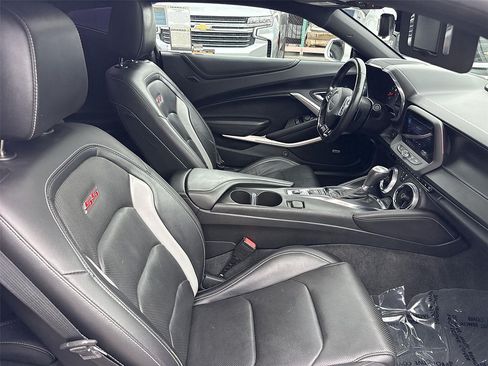 Used 2019 Chevrolet Camaro SS RWD image 26