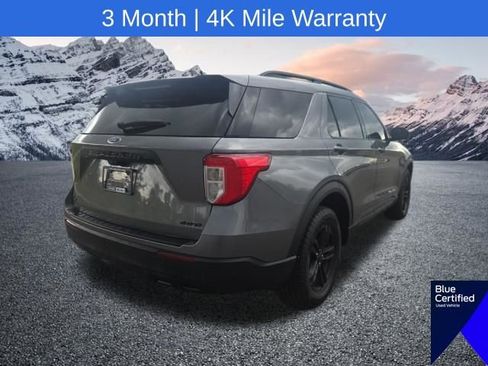 Used 2023 Ford Explorer XLT AWD/4WD image 10