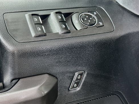 Used 2019 Ford F150 XLT w/ Equipment Group 302A Luxury AWD/4WD image 15