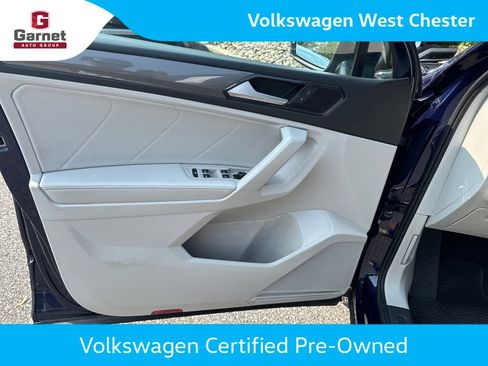 Certified 2023 Volkswagen Tiguan SE FWD image 11