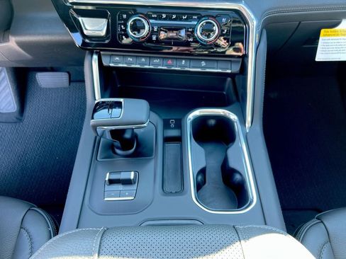 New 2026 GMC Sierra 1500 Denali w/ Denali Reserve Package AWD/4WD image 41