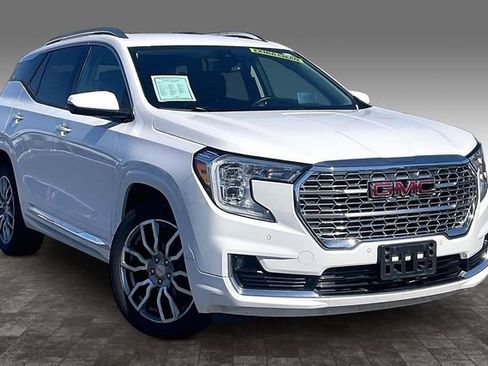 Used 2024 GMC Terrain Denali AWD/4WD image 11