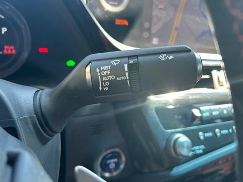 Used 2022 Lexus ES 300h F Sport w/ Accessory Package 2 FWD image 19