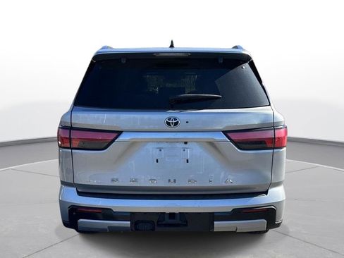 Used 2023 Toyota Sequoia Capstone image 7