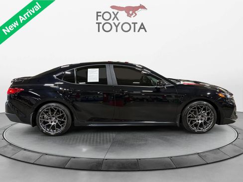 Used 2025 Toyota Camry SE image 7