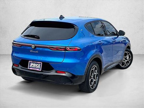 Used 2025 Alfa Romeo Tonale AWD/4WD image 2