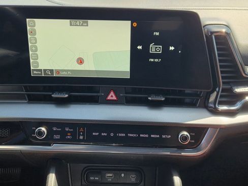 Used 2023 Kia Sportage SX image 14