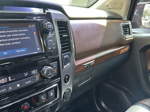 Used 2017 Nissan Titan Platinum Reserve image 20
