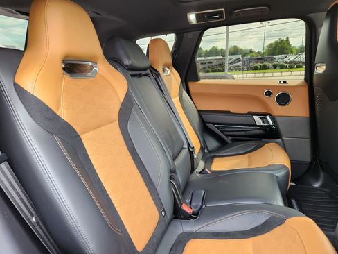 Used 2022 Land Rover Range Rover Sport SVR AWD/4WD image 15
