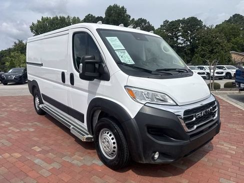 Used 2025 RAM ProMaster 2500 w/ U-Haul Equipment Group FWD image 38