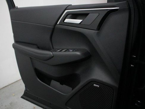 New 2026 Mitsubishi Outlander LE image 14