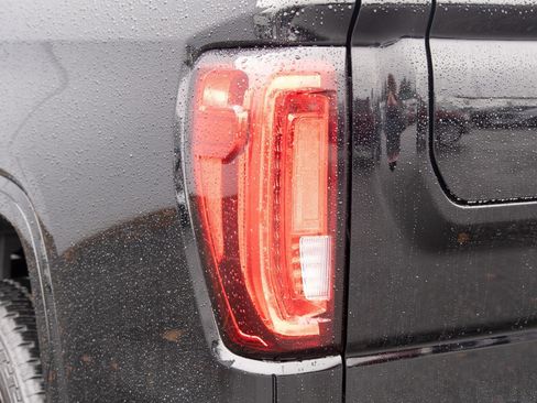 Used 2020 GMC Sierra 1500 AT4 image 30