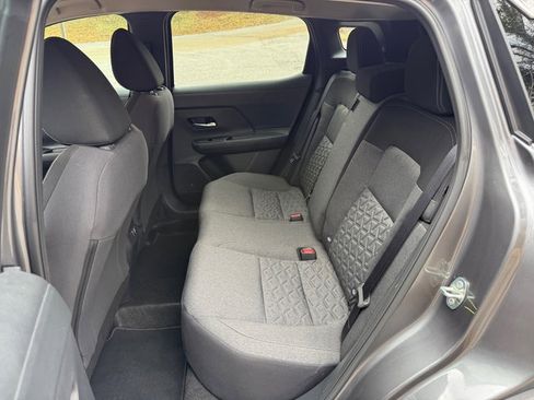 Used 2025 Nissan Kicks SV w/ Charging Package image 13